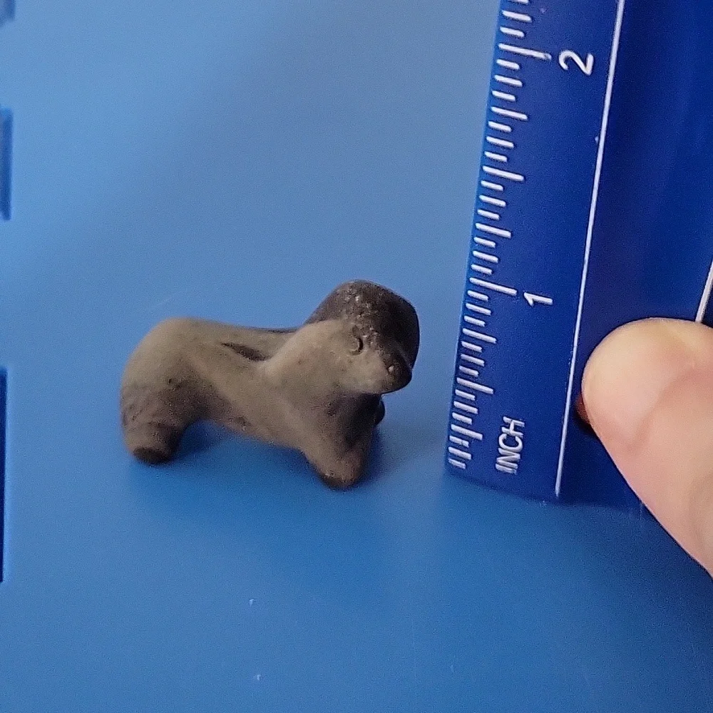 Soapstone Dachsund Crysral Dog - Picture 8 of 10